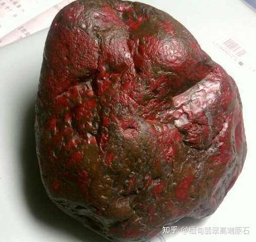 鸡血石如何看真假