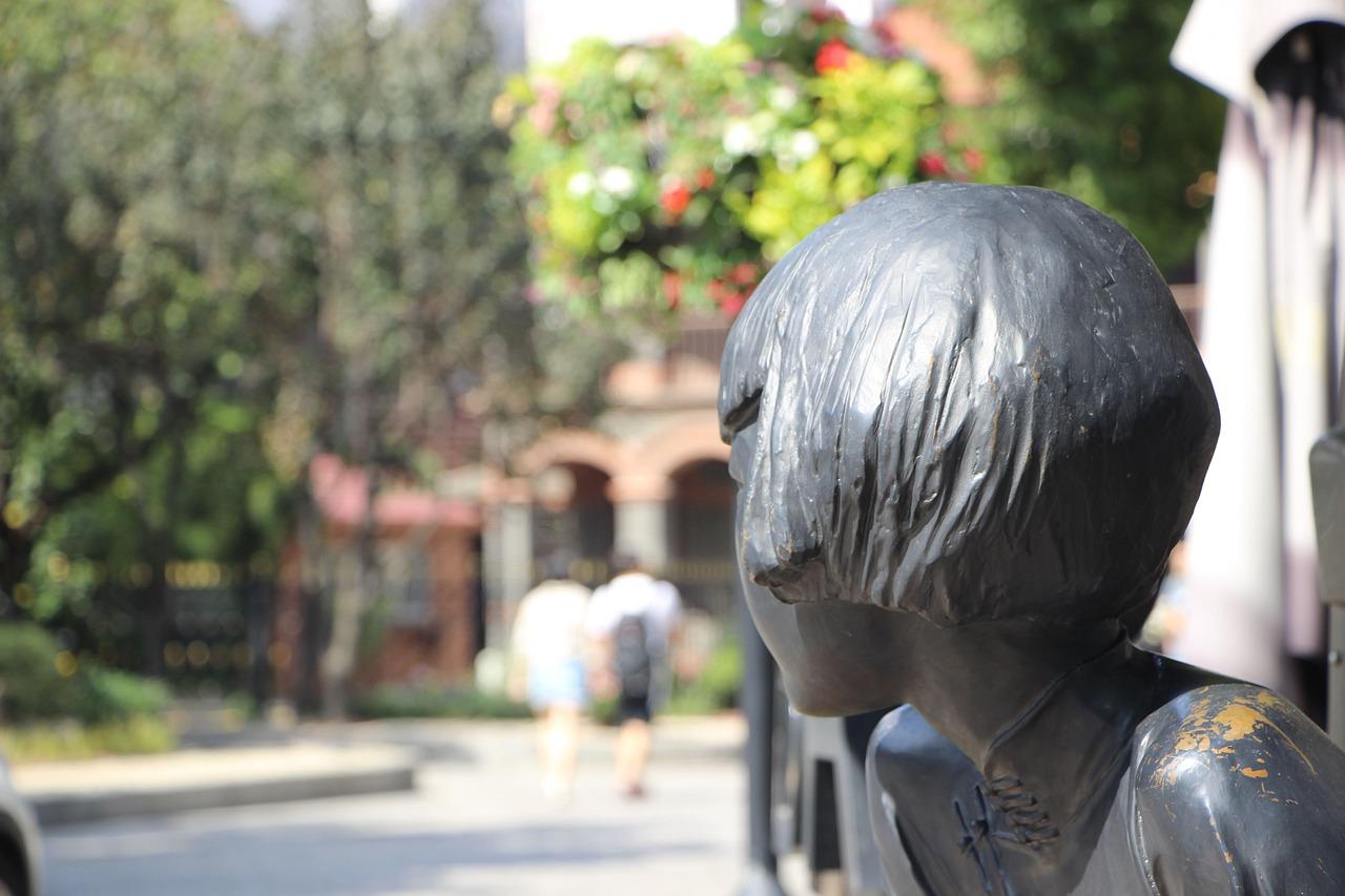 2. 甜爱路交通枢纽