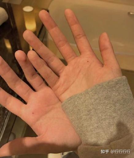 花200块钱纹朱砂痣是00后的爱情密码