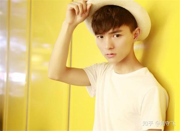 威仔携手阿夏新单曲专辑 悲伤童话 震撼来袭 共同演绎童话故事 知乎