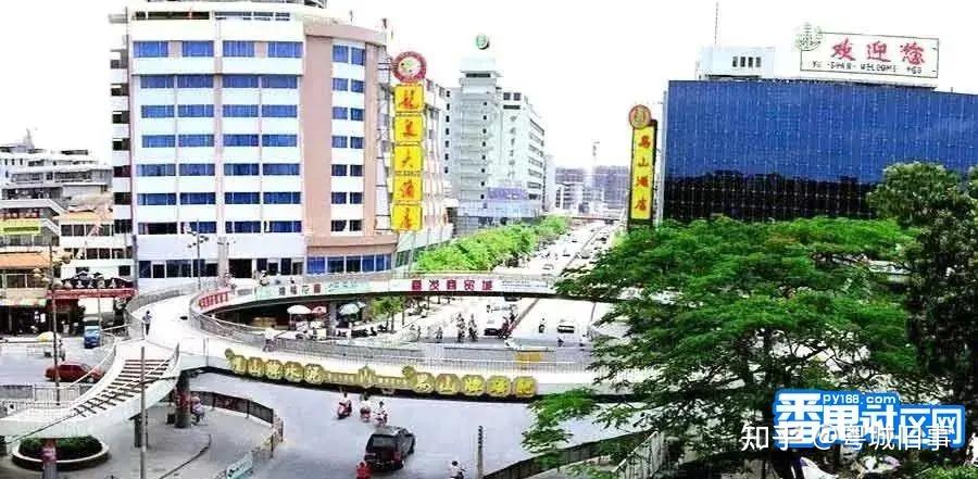 951222番禺惊天劫杀案劫钞狼夺押运车潜逃21年