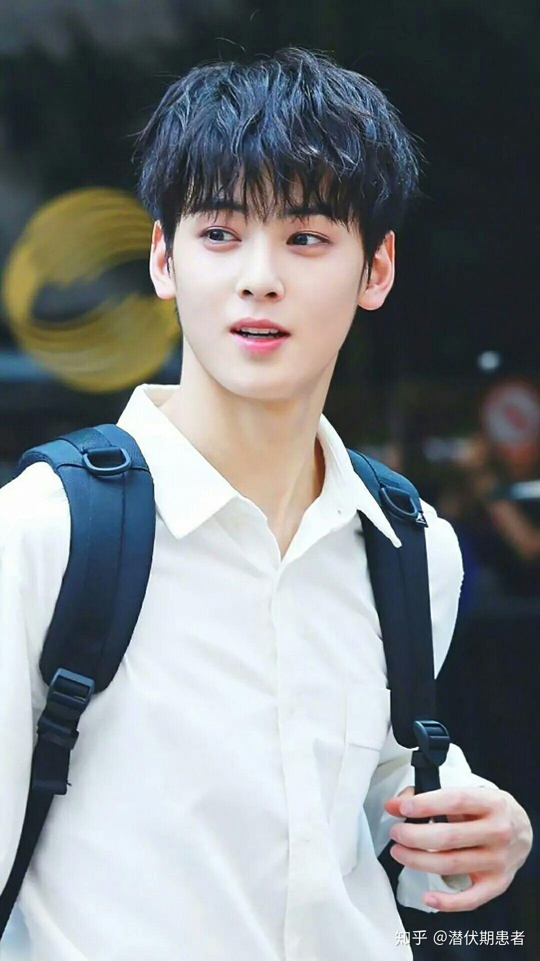 你见过哪些韩国男团中的神颜照片?