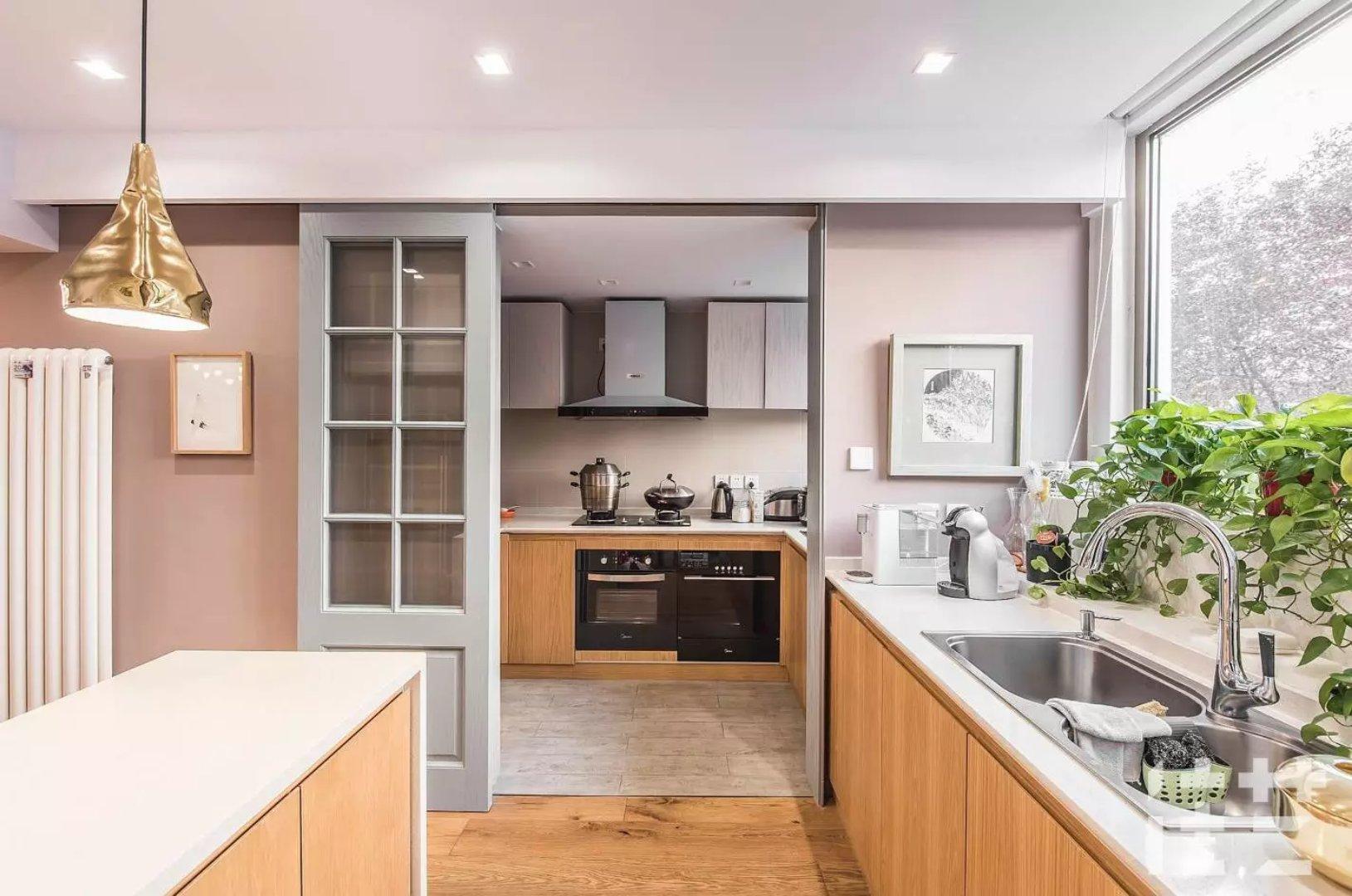 如何设计中西双厨的厨房