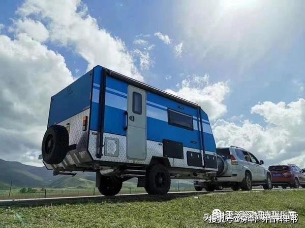 洛阳房车展会高强度越野拖挂房车让你随意穿梭在山路野路之中