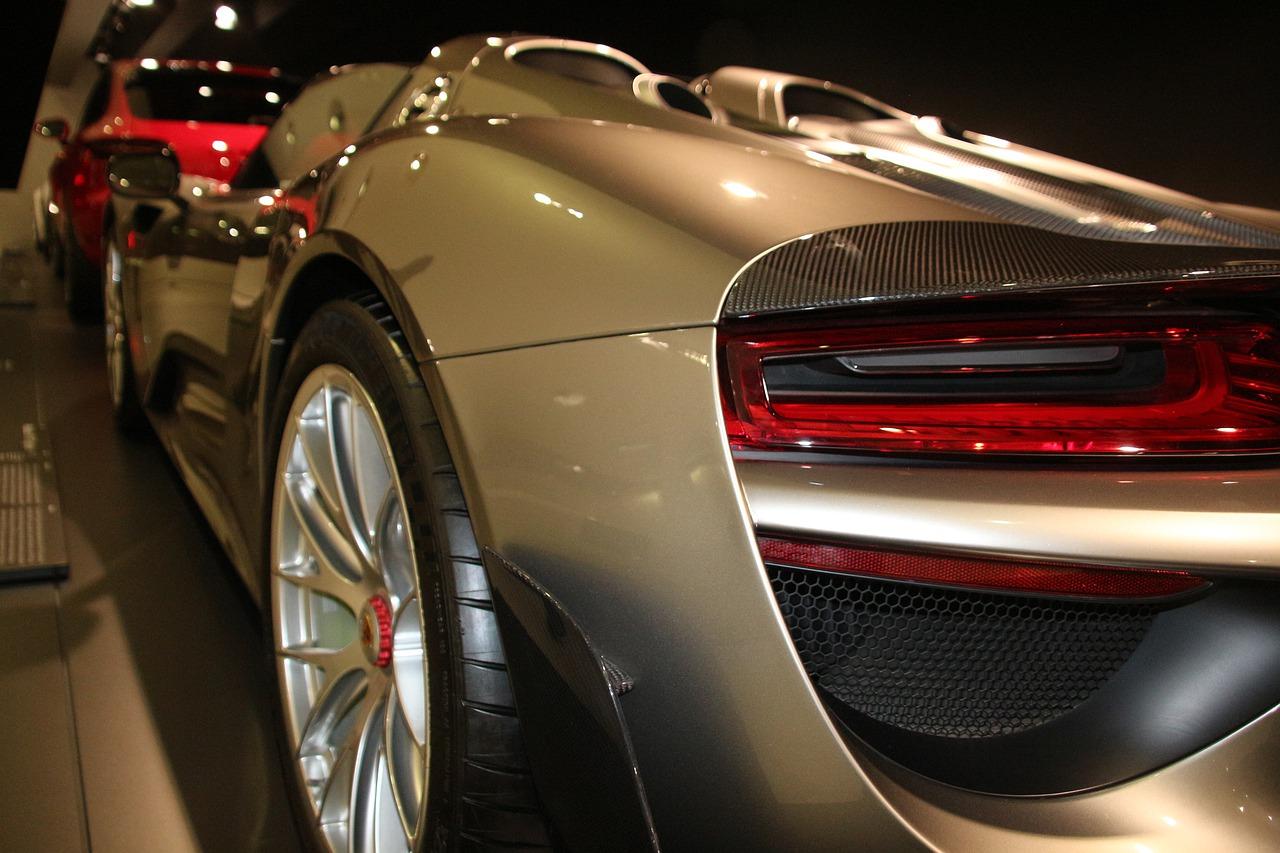 3. 豪华设计风格