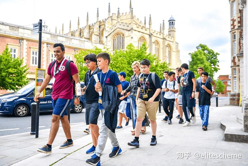 2022伊顿公学夏令营男生化身顶尖贵族精英女生唯一入读伊顿的机会
