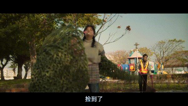 《关于我和鬼变成家人的那件事》豆瓣8.2,直男和同志冥婚?这部恐怖片也太搞笑了!