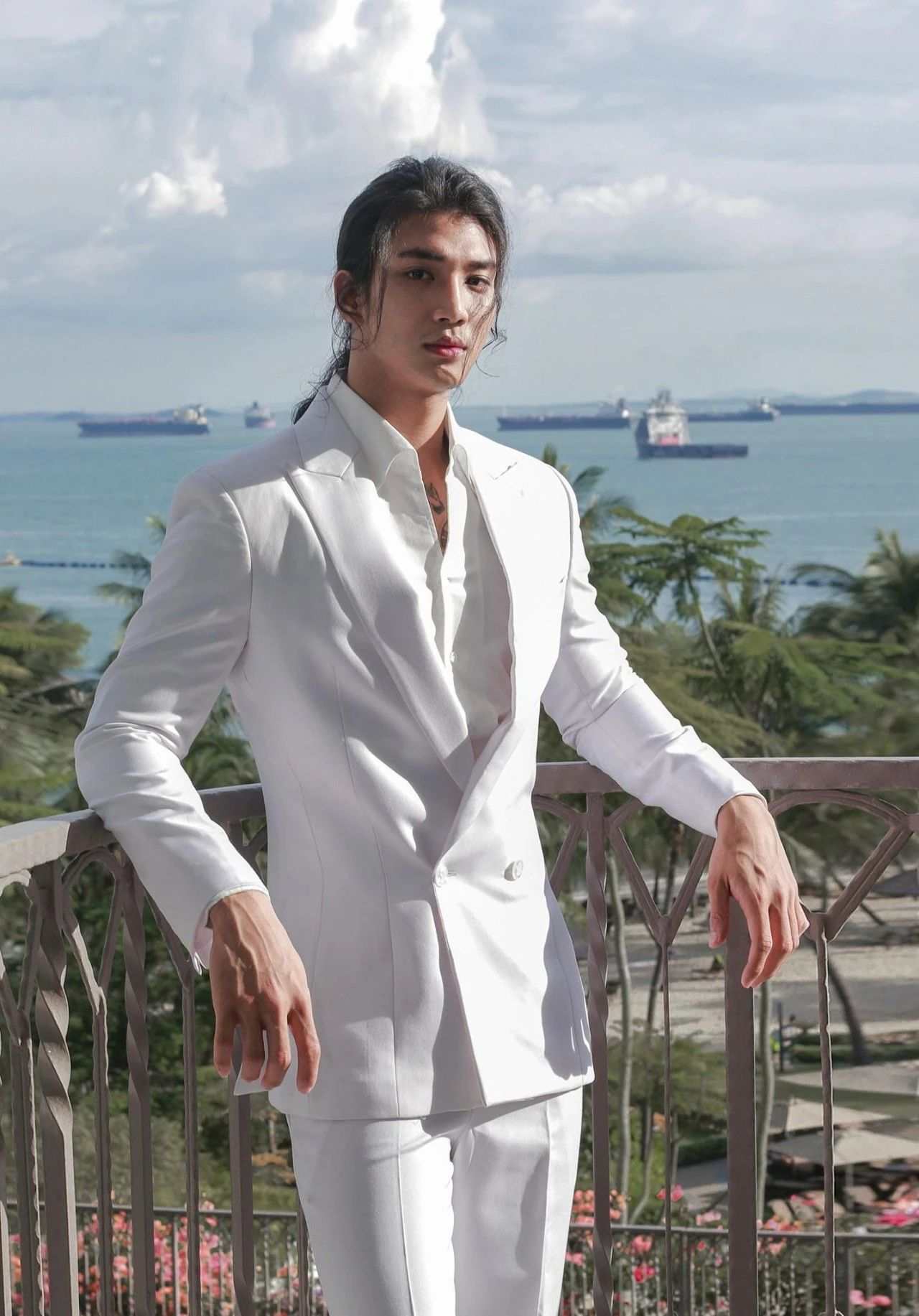 撞脸金城武缅甸188cm男模爆红ins海王身材圈粉全网太平洋是我为他流的