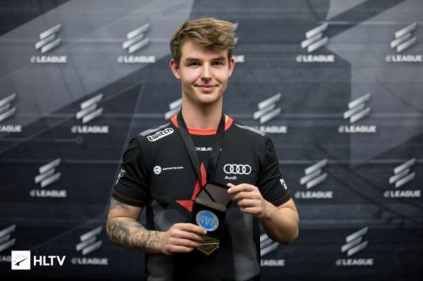 当之无愧device荣获elpremier赛事mvp