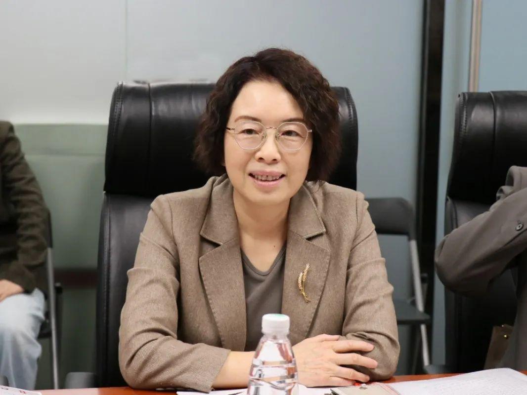 快讯 | 中国法学交流基金会张所菲理事长一行到访学会 - 知乎