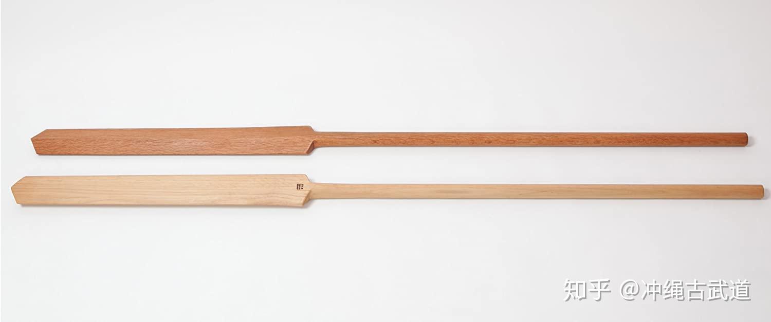 櫂イェーク iyeku 俗称桨(櫂:汉字同棹)