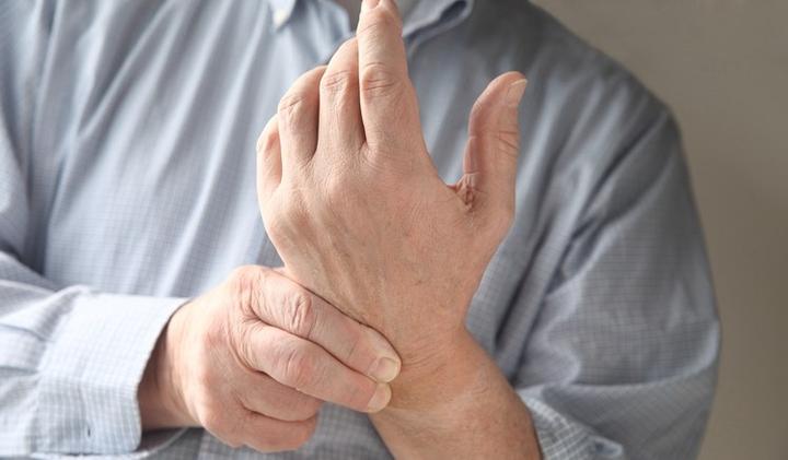 什么是特发性震颤