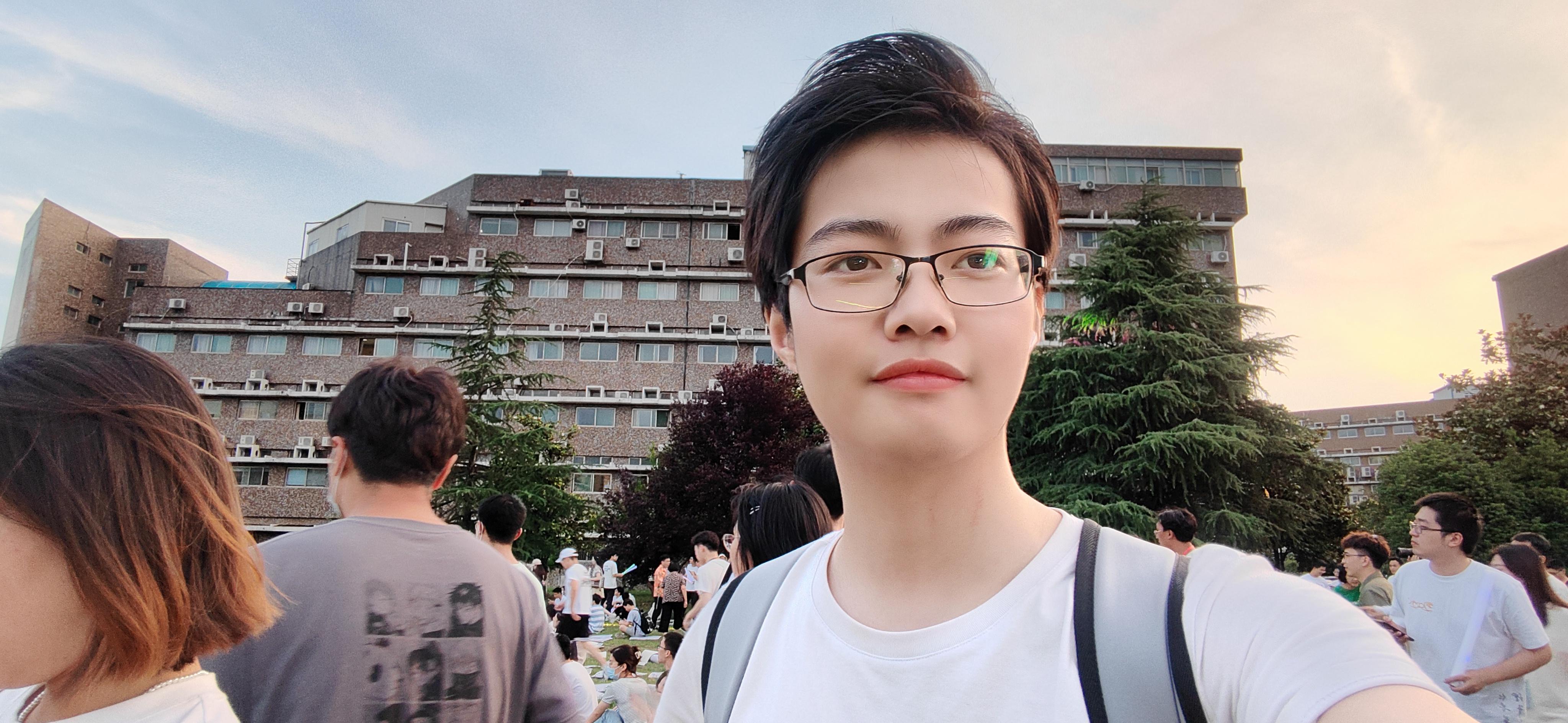 关注问题 67 写回答 登录/注册 照片 自拍 相册 勇气 你敢发一张你