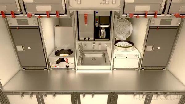 你只看到了飞机餐难吃 却见不到飞机厨房里的神操作