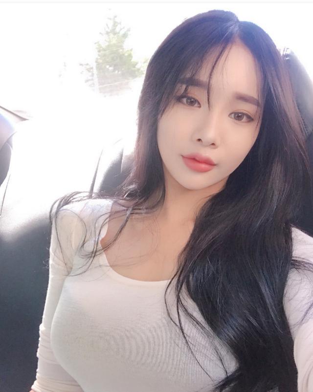 探探,陌陌上的女大学生都在干嘛?