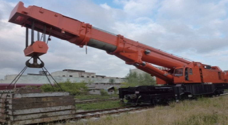 铁路救援起重机调平系统联合仿真研究