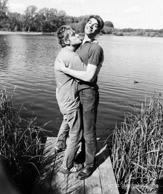 如何评价blur乐队贝斯手alexjames的奶酪制作水平