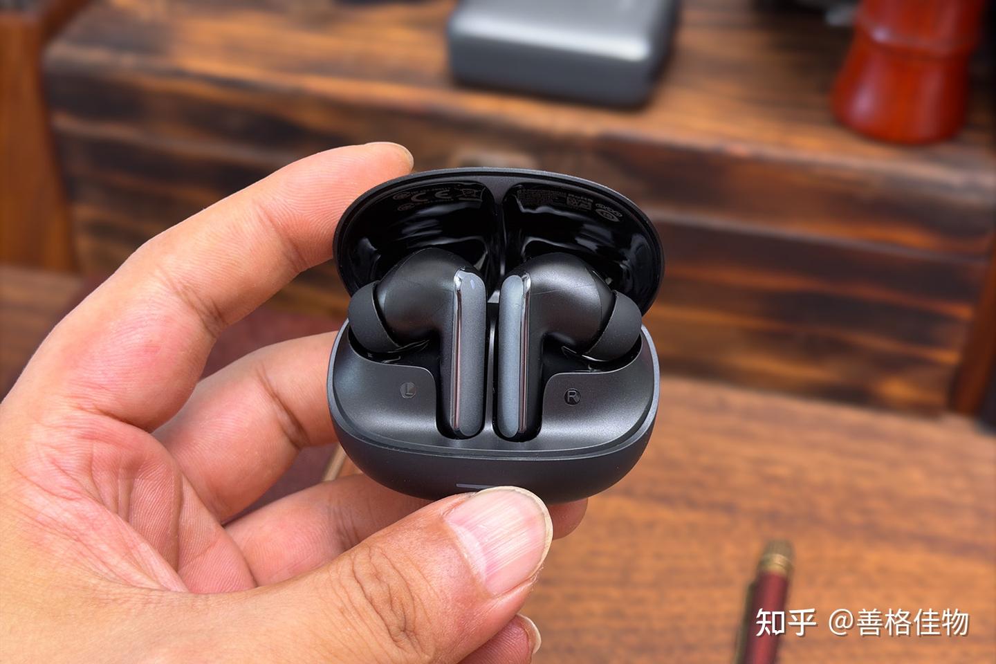 8麦60dB、5.5kHz超宽频降噪,6轴动态空间音频,QCY N65评测