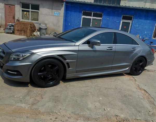 25万买辆开了8年的奔驰cls350划算吗 网友 这车线条漂亮极了 知乎