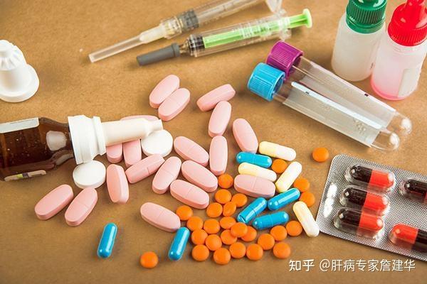 頻繁更換抗病毒藥在抗病毒治療的基礎上可適當選用抗炎保肝藥物,建議