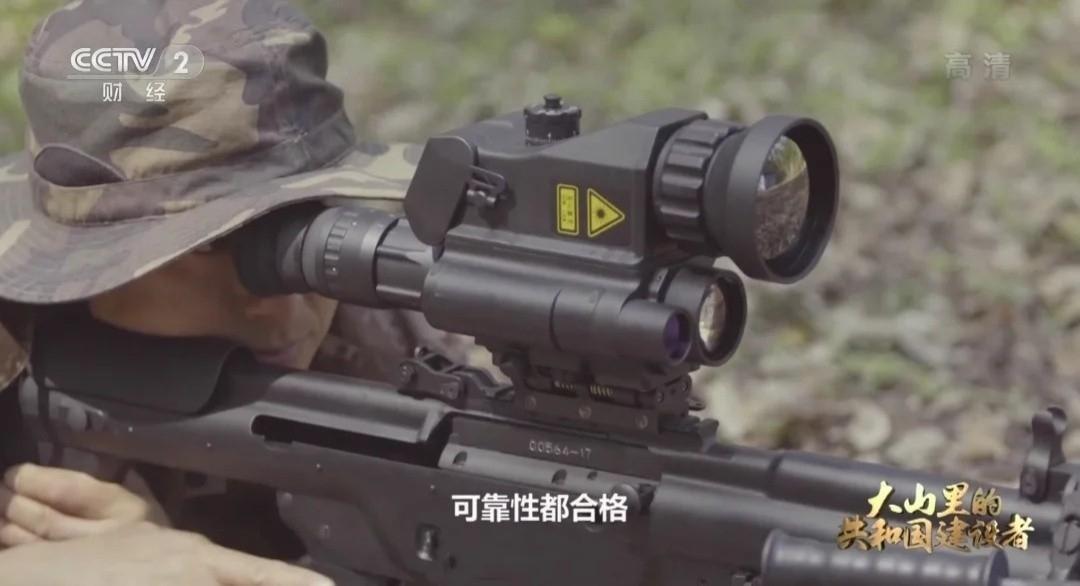 中国在狙击枪瞄准镜技术方面落后于外国