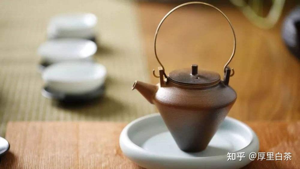 喝茶要注意哪些礼仪？喝白茶时你注意了吗？ - 知乎
