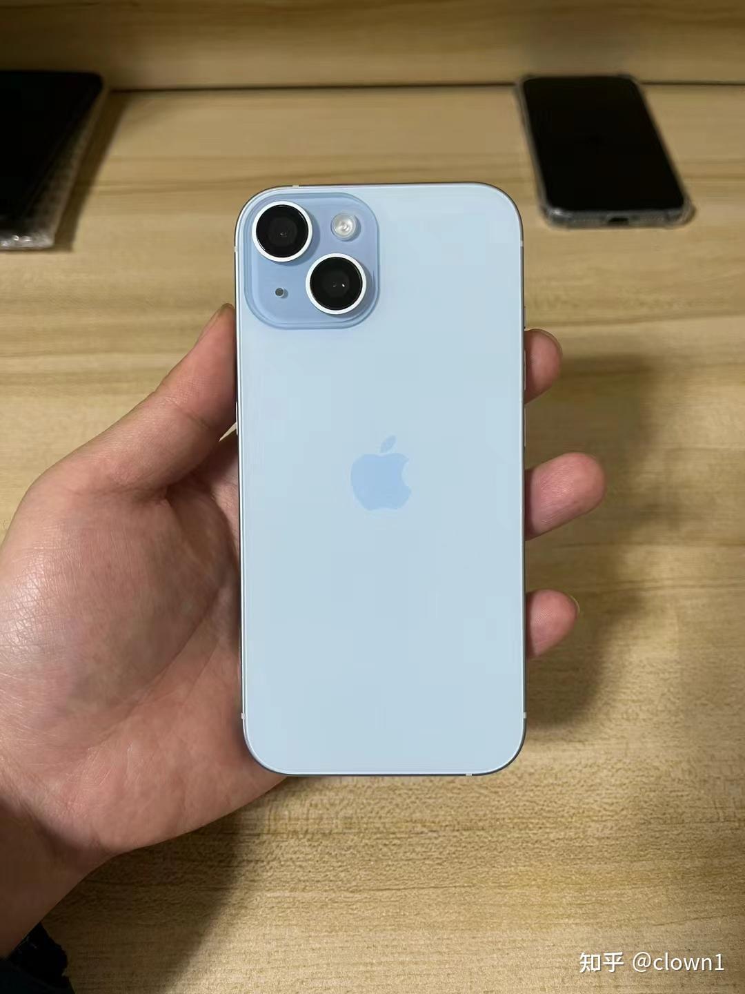 公认手感最好的5款小屏手机,最小仅5.4英寸,网友:这才是真轻薄 - 知乎