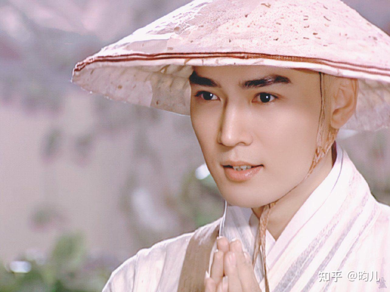 你觉得尊龙严屹宽焦恩俊谁更好看