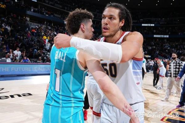 掘金队强势登顶NBA西部榜首 约基奇领军展现冠军相