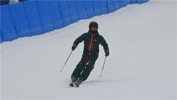 阿拉丁滑雪教程6基础平行式