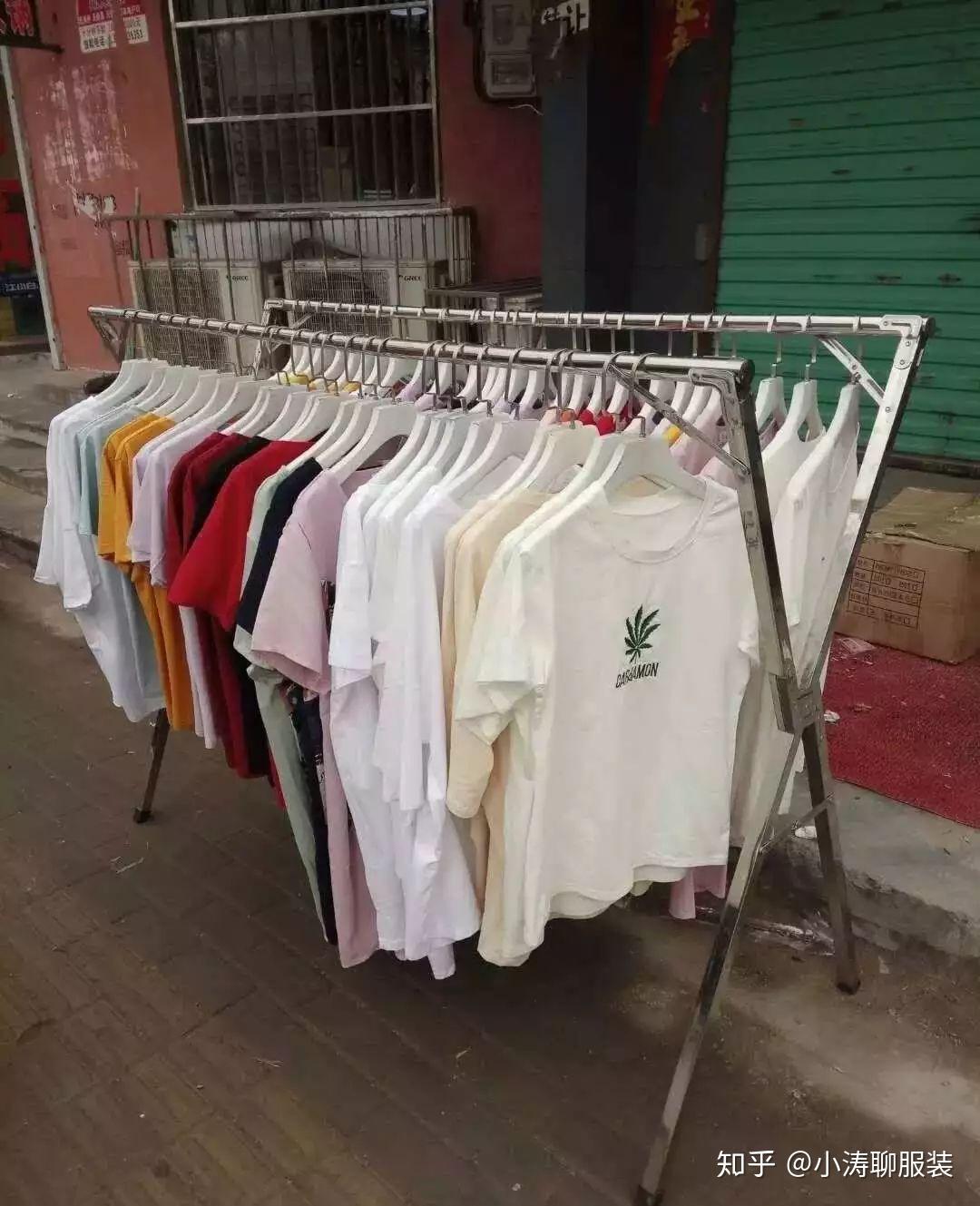 摆摊卖衣服如何月入过万?