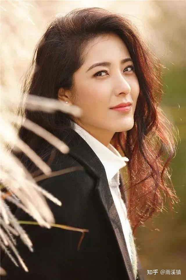 至今未婚的5位大龄女演员,最大54岁,个个风韵犹存