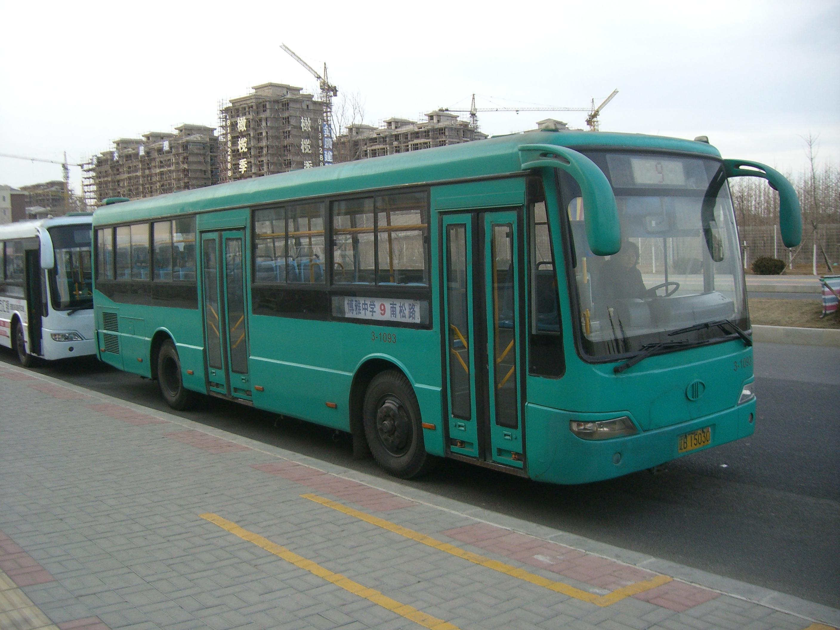 大连公交历史车型简介-江苏牡丹MD6103A1D