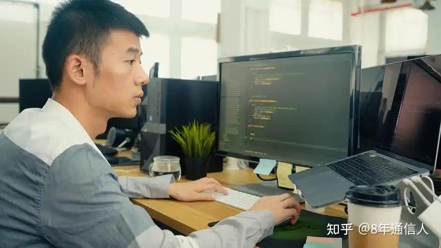 继续当码农和转行搞教培，对大龄码农（35岁）来说，哪个更好？ - 知乎