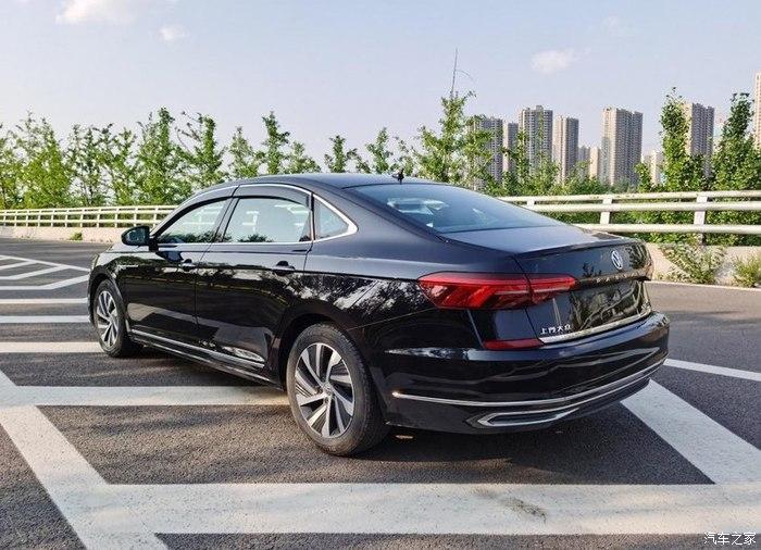 最后还是选择了它帕萨特phev提车了