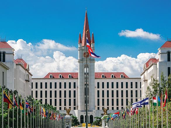 易三仓大学硕博项目介绍