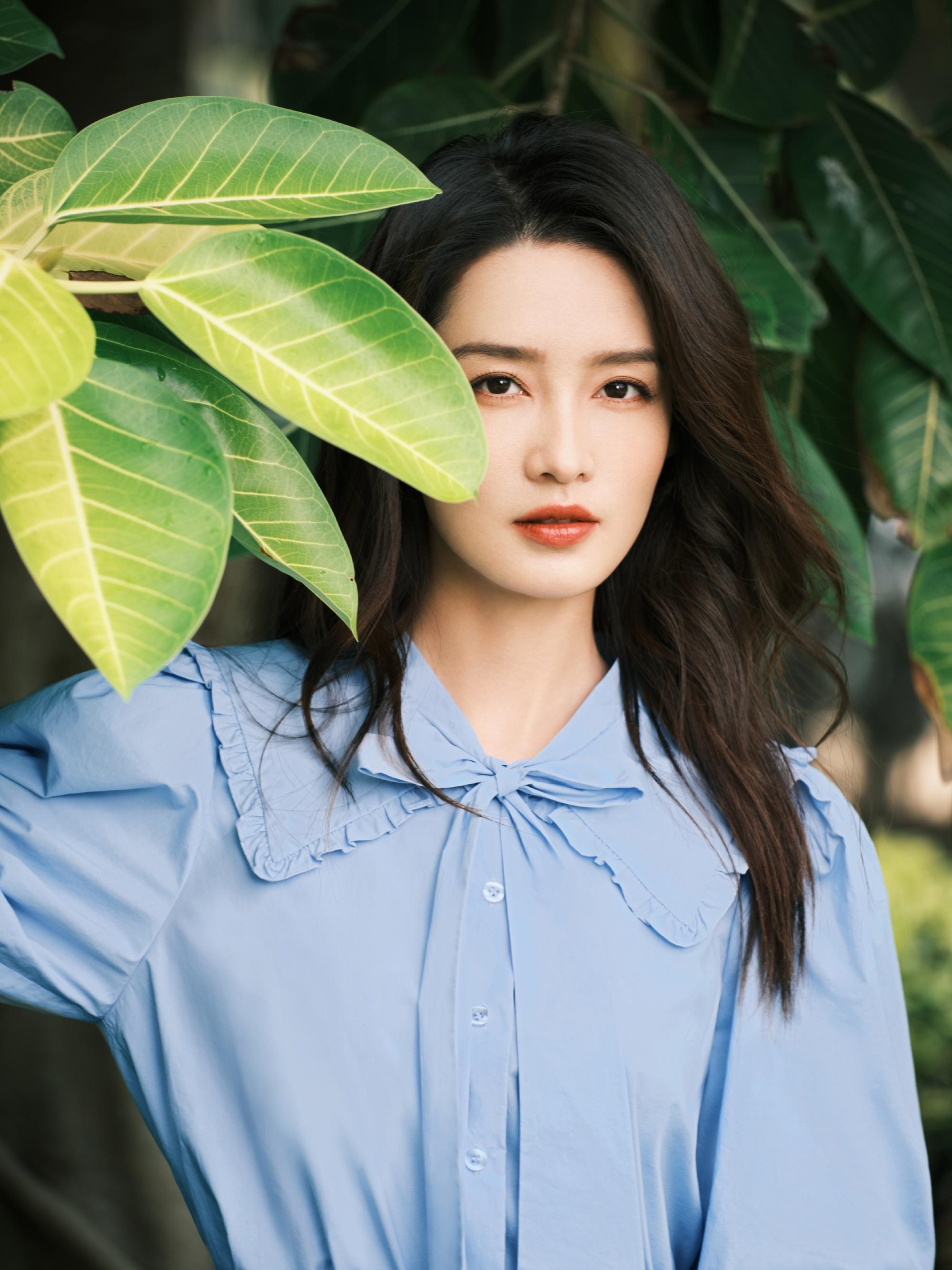 李沁壁纸高清无水印~ - 知乎