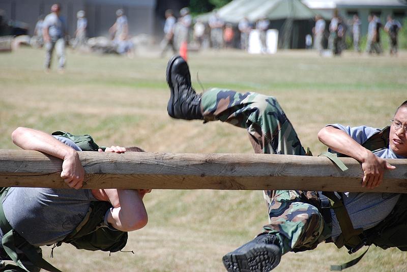 西點軍事體能訓練 - 知乎