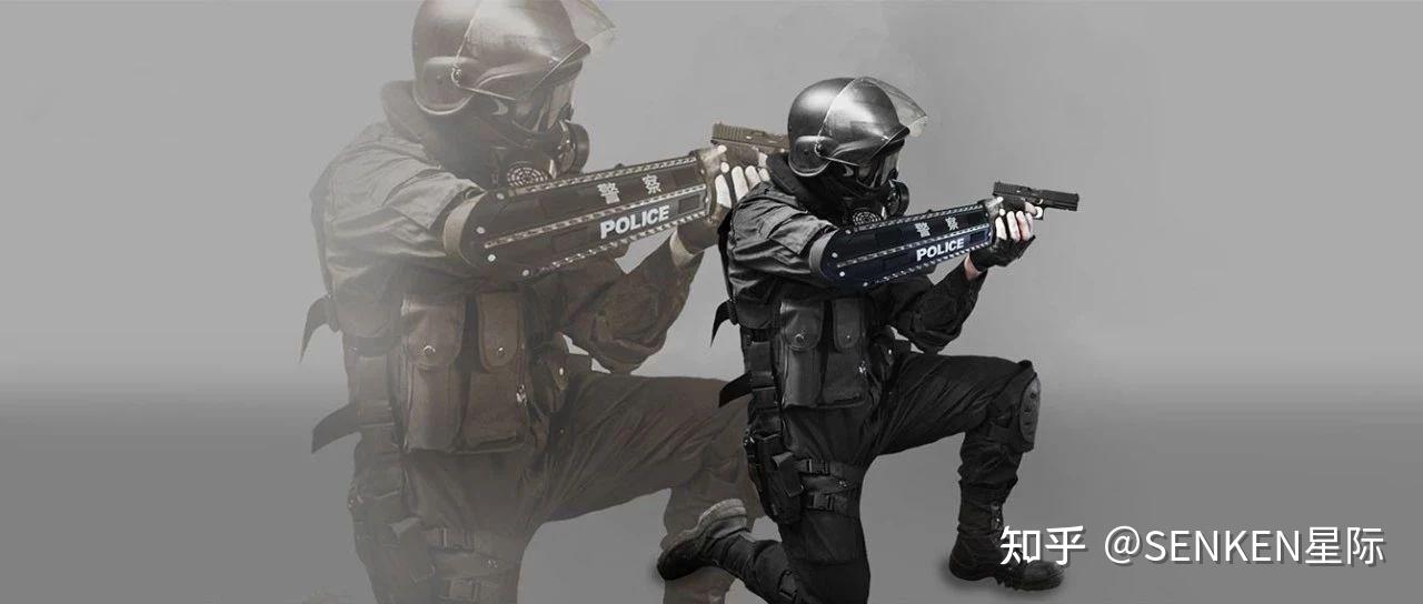 国产手臂式多功能攻防盾牌广大武装警察喜爱的冷兵器装备