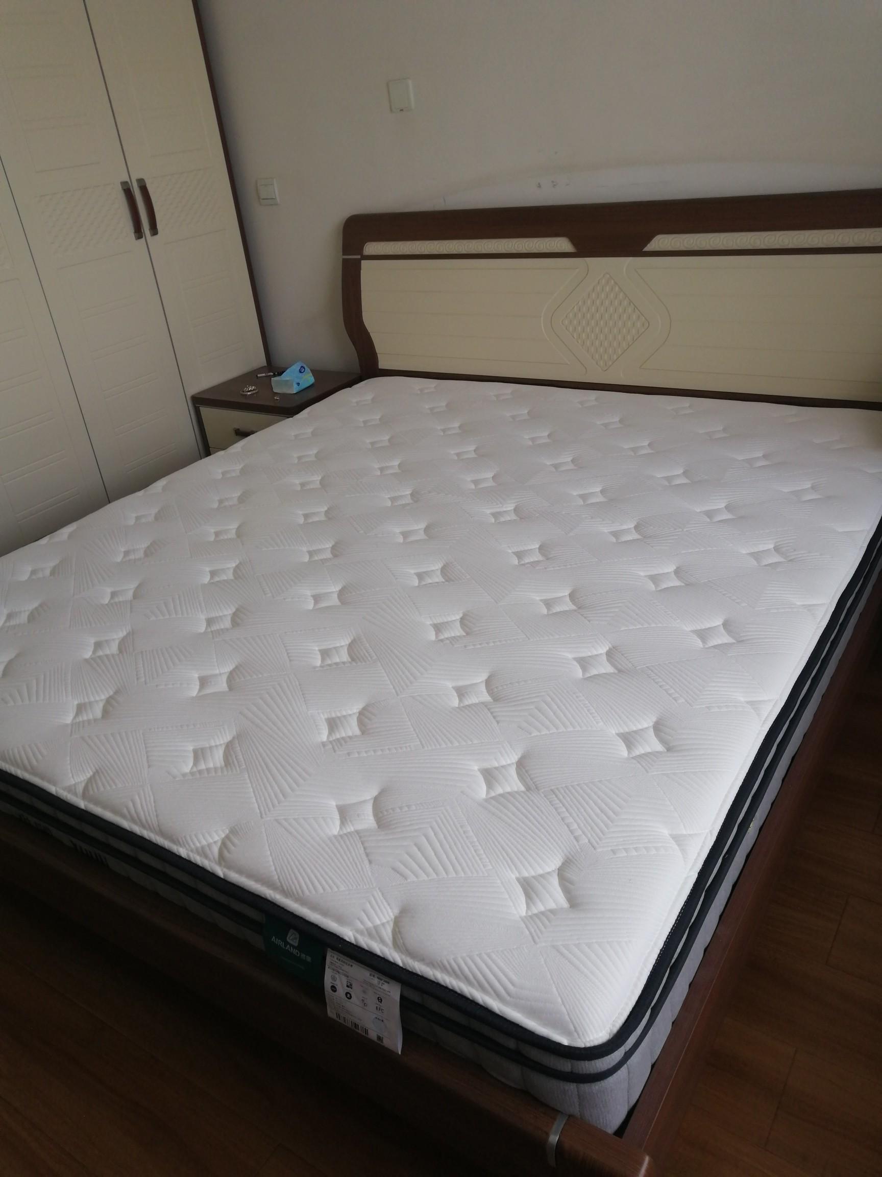 深圳雅兰床垫图片