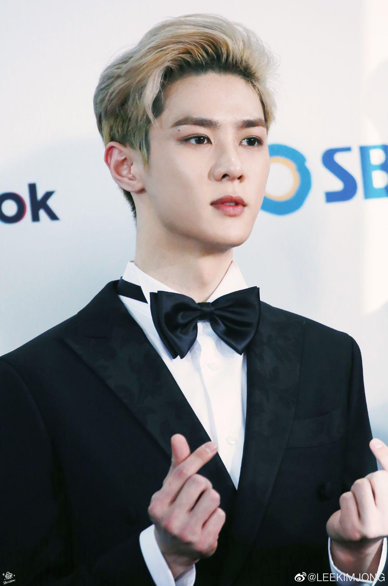 如何客观地评价威神v队长钱锟的长相? - 知乎