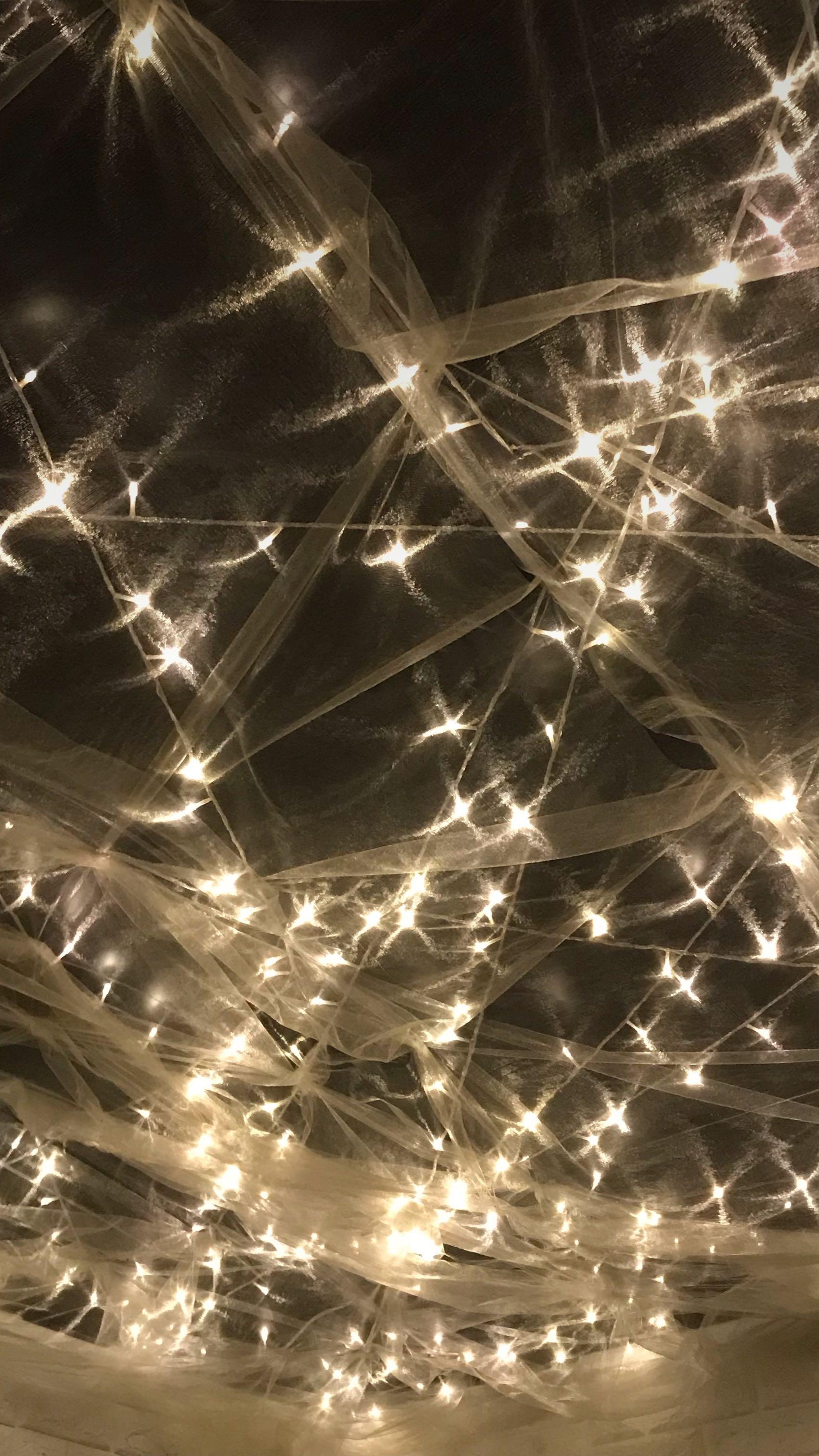 有没有那种亮晶晶的闪闪发光的手机壁纸推荐啊ps手机是全面屏的