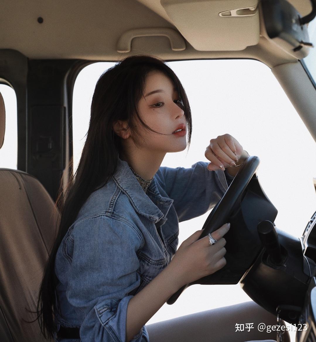 网红林珊珊大白宣布离婚女强男弱的姐弟恋难逃七年之痒吗