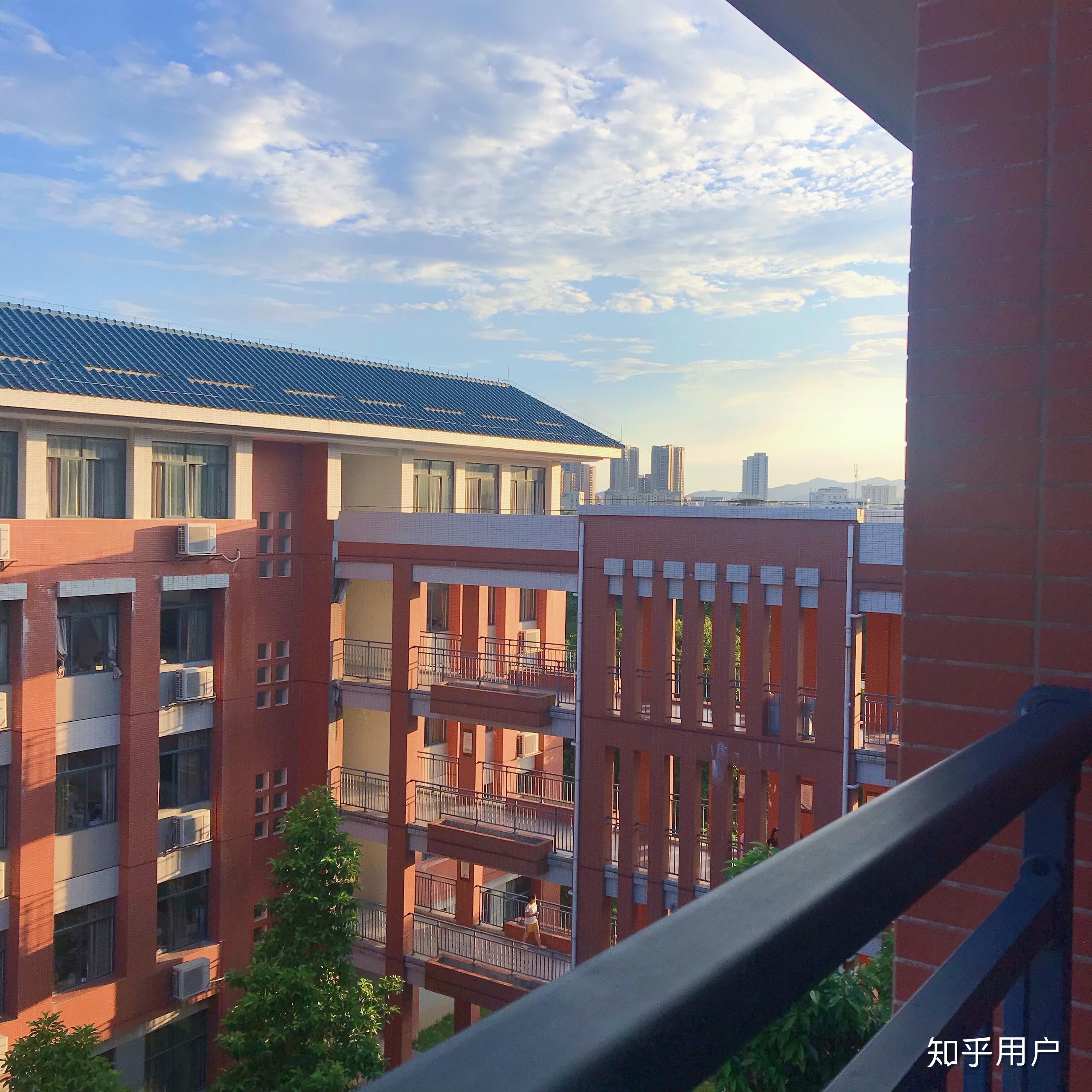 在肇庆市第一中学读高中是一种什么感觉?