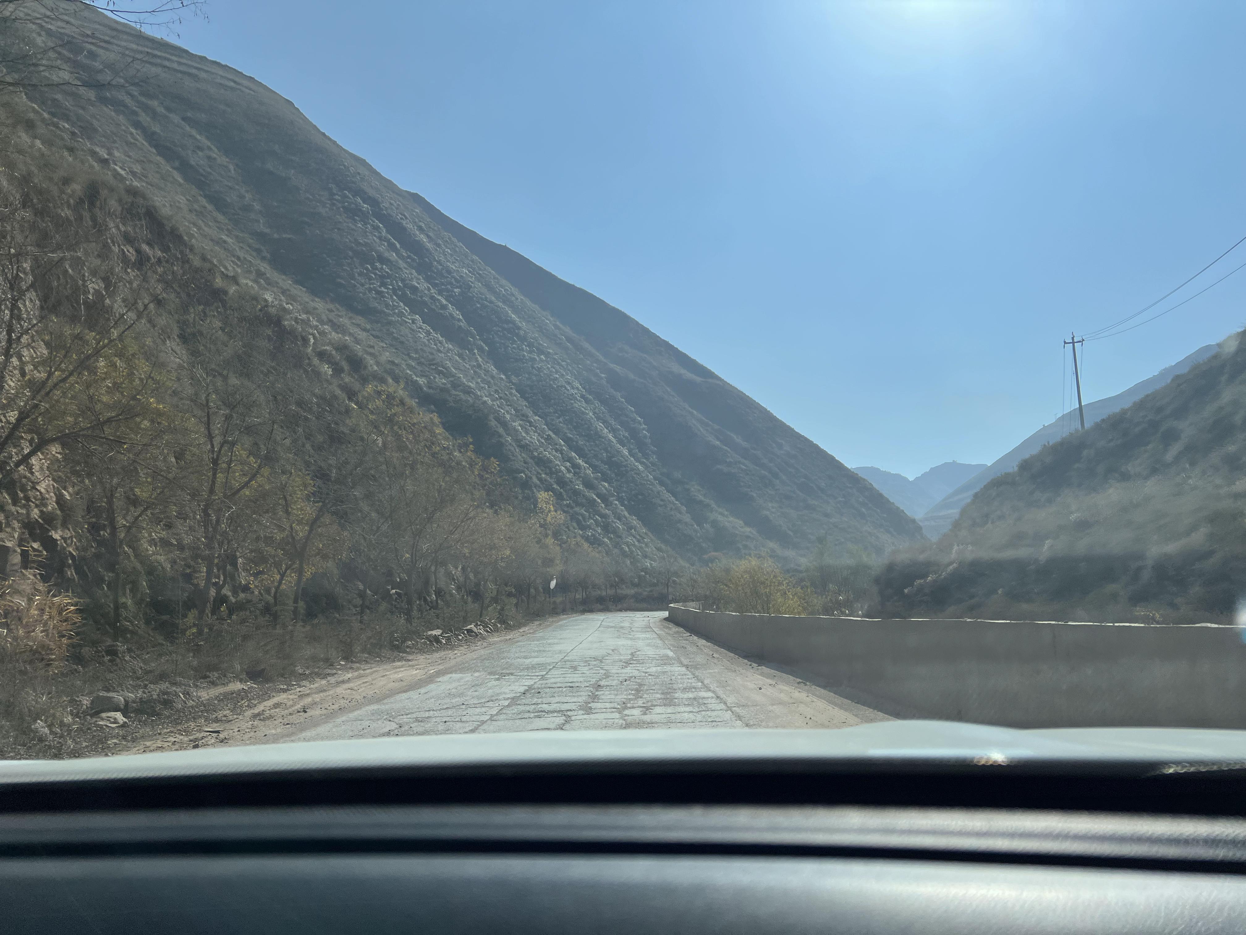 甘肃永靖抱龙山去了就是后悔