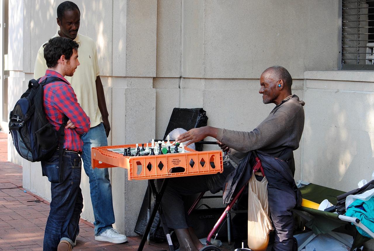 2. 退休宜居楼盘