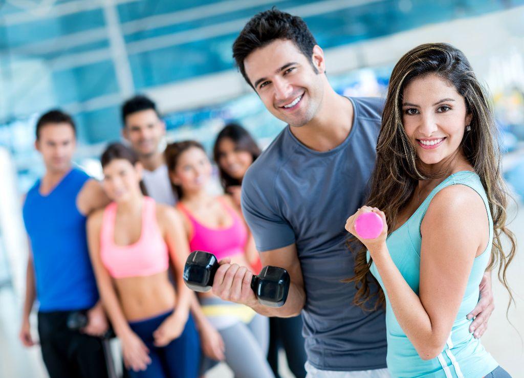 我打赌,你在健身房拼了命锻炼,一定是为了揍这