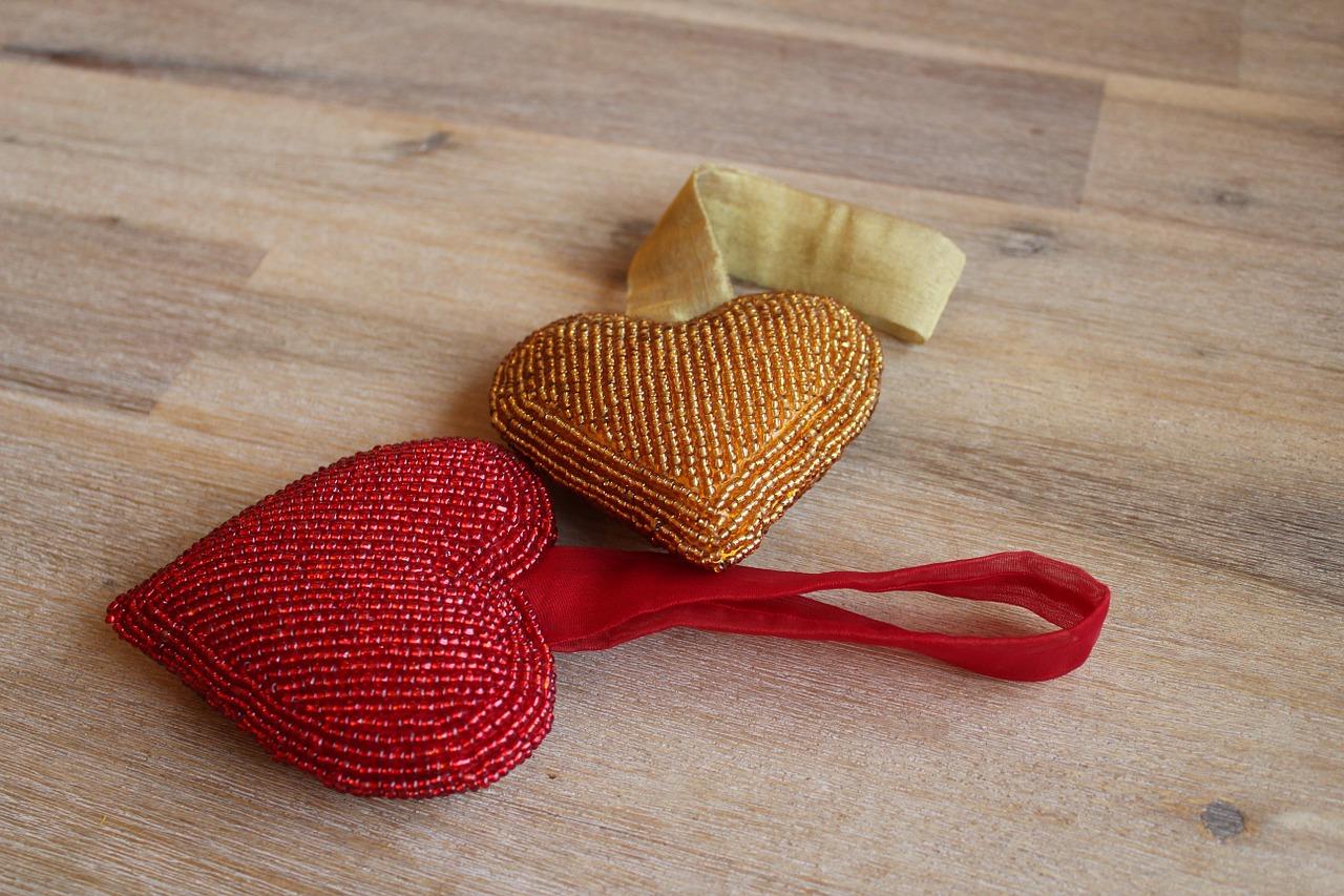 2. 颈椎支撑型枕