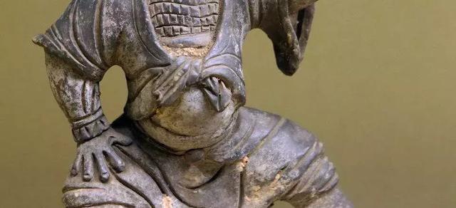 为什么古代的武将画像肚子挺大,挺着将军肚能上战场吗? - 知乎