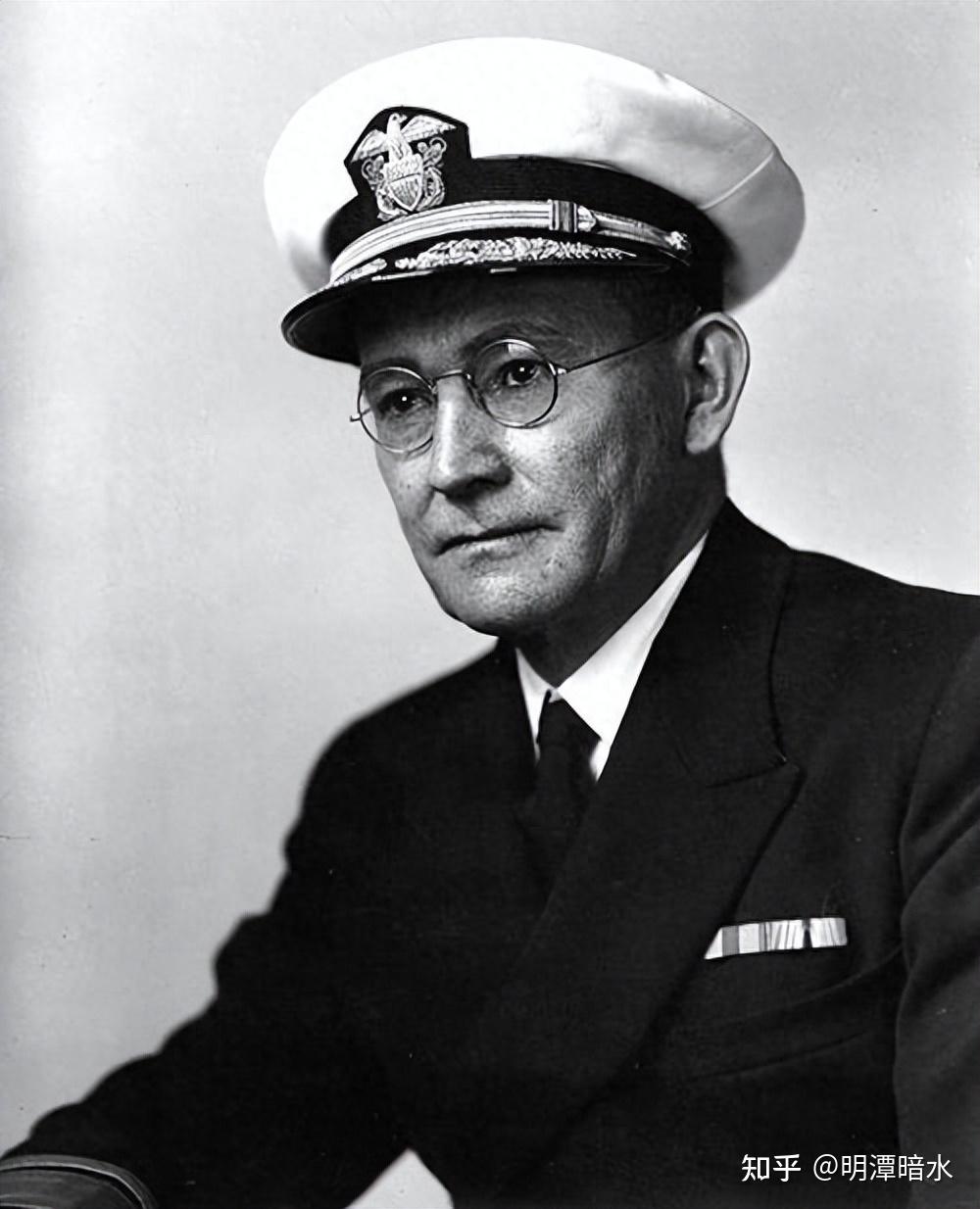 在得知比睿号遭受重创后,山本五十六一再强调要保住比睿号,但阿部弘毅